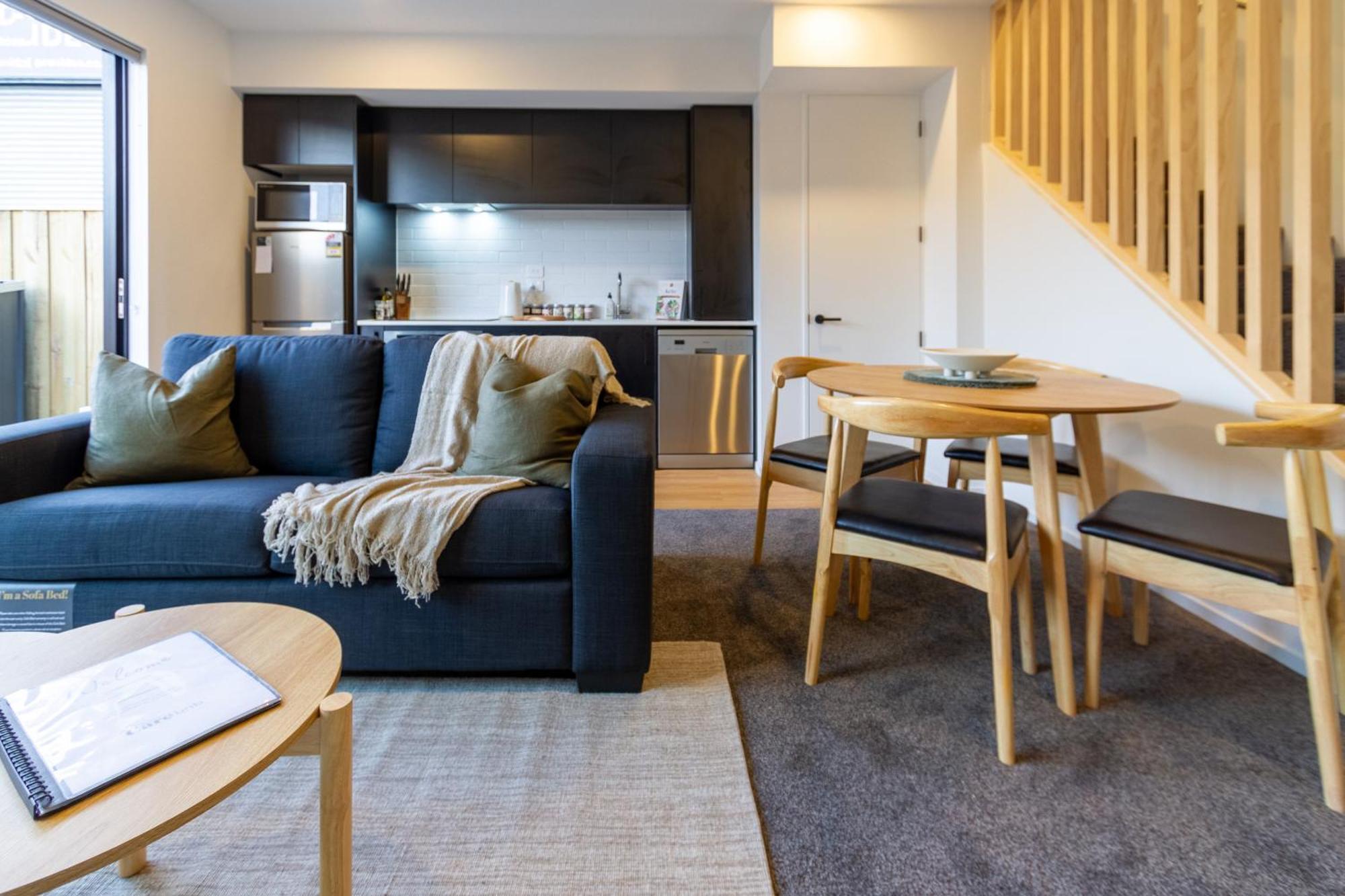 2 Bed, 2 Bath W Sofa Bed - Great Cafes Nearby Apartment Christchurch Exterior photo