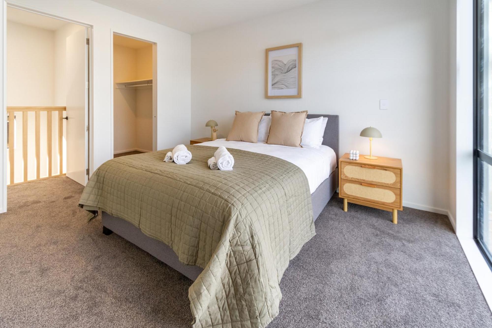 2 Bed, 2 Bath W Sofa Bed - Great Cafes Nearby Apartment Christchurch Exterior photo